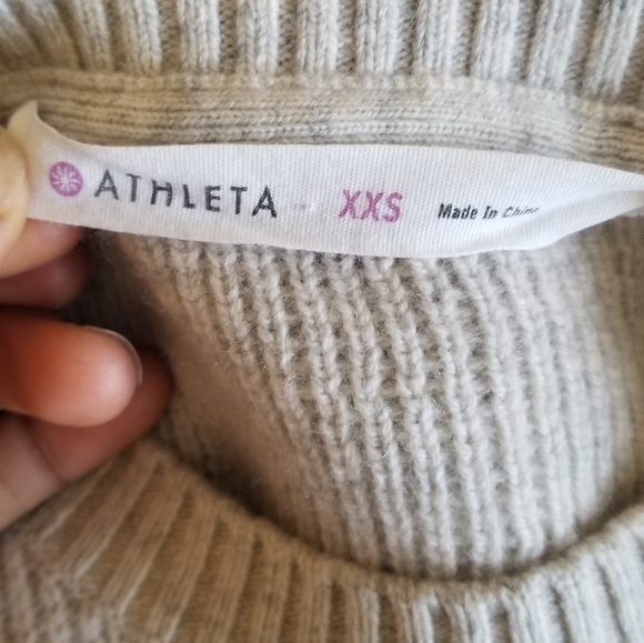 Athleta Wool and Cashmere Crew Neck Sweater - Picture 4 of 9